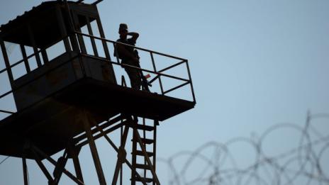 Турските власти хванаха над 100 бежанци, искали да влязат у нас и в Гърция