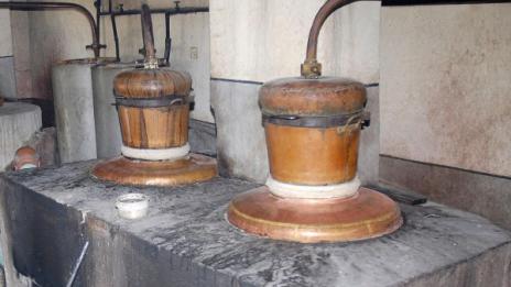 Удариха селските ракиджийници - казаните до 500 л