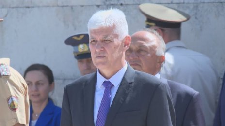 Министърът на отбраната: Украинска военна техника не се ремонтира у нас