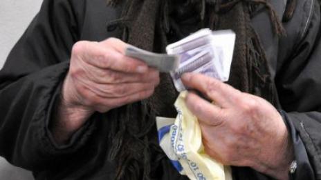 НОИ преизчислява служебно пенсиите на работещите пенсионери