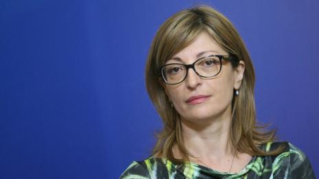 Захариева: Нищо не може да унищожи НАТО  