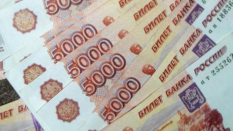 Русия продаде валута за 300 млн. евро в опит да стабилизира рублата
