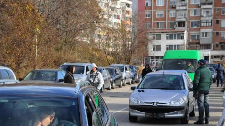 Румънците спряха да регистрират автомобилите си в България
