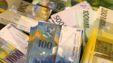 Забравиха €6 000 край магистралата!