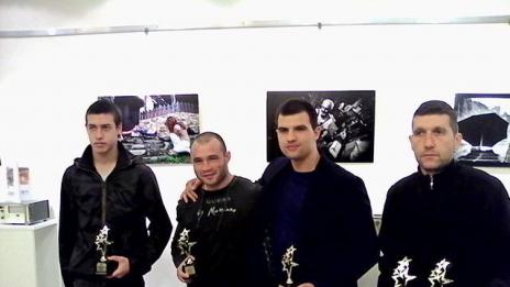 Кик-бокс и футзал покориха октомври