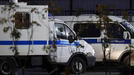 Проверяват за бомби над 100 училища в Москва след анонимни заплахи
