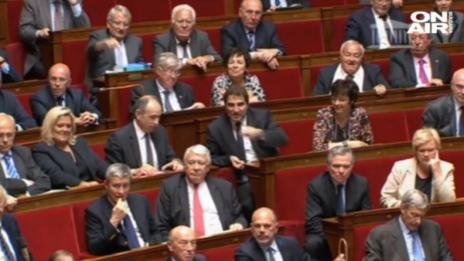 Гласуват вота на недоверие към френското правителство