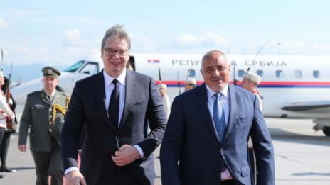 Борисов посрещна Вучич у нас
