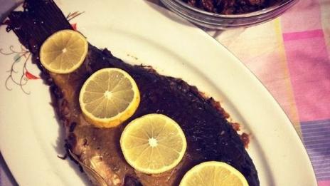 Пълнен шаран с орехи и стафиди за  Никулден
