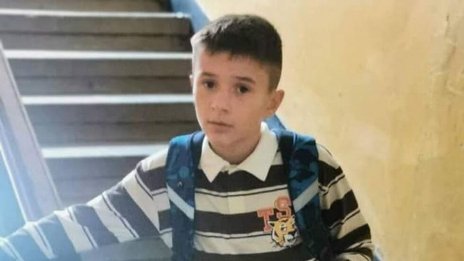 Водолазите са на ход, търсят Сашко из езерата на пернишкия кв. "Калкас"