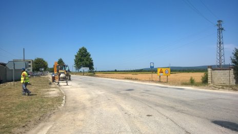 Започва рехабилитацията на 29 км от пътя Старо Оряхово - Провадия (СНИМКИ)