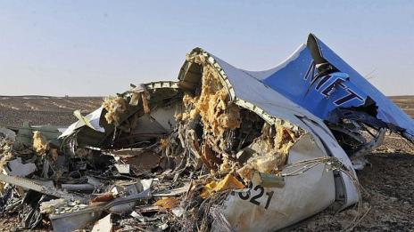Механик сложил бомбата на взривения руски самолет?