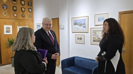 Областният управител на Варна обсъди важни теми с посланика на Турция
