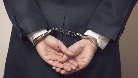 Закопчаха за корупция 15 италиански съдии, прокурори и адвокати