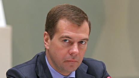 Хакнаха акаунта на Медведев в "Туитър"