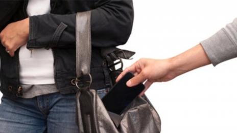 Крадци на GSM-и получиха условни присъди