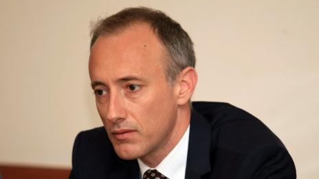Вълчев подкрепя санкциите за родители, които не пращат децата си на училище