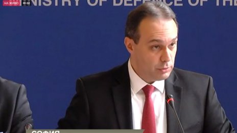 Военният министър: Нямаме боеспособна армия, НАТО ни пази (ВИДЕО)