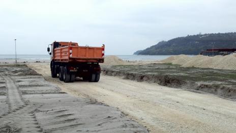 Източват водата от Аспарухов парк