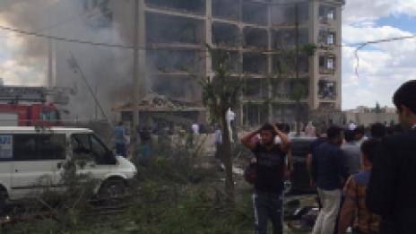 Терористи нападнаха военен лагер в Мали, има убити и ранени  