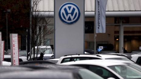 Volkswagen плаща сметката на клиентите си