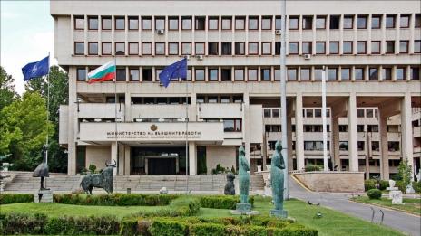 Няма българи на разбилия се самолет