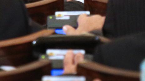 Парламентът освободи зам.-шеф на Комисията за финансов надзор