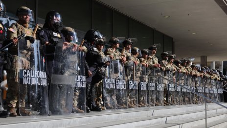 Губернаторът на Тексас обяви разполагане на Националната гвардия в щата