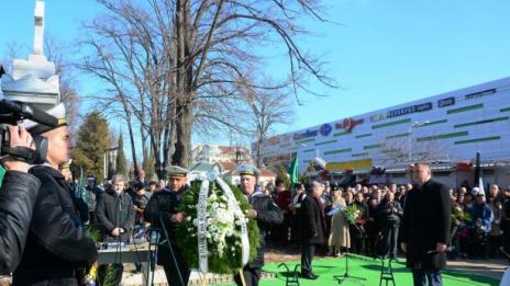 Варна отдава почит пред Капитан Петко войвода