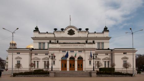 Бюджетната комисия одобри допълнително 100 млн. лв. за НЗОК
