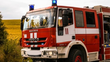Пътнически автобус пламна на пътя Варна – Добрич