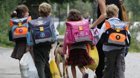 Ще олекнат ли ученическите раници?