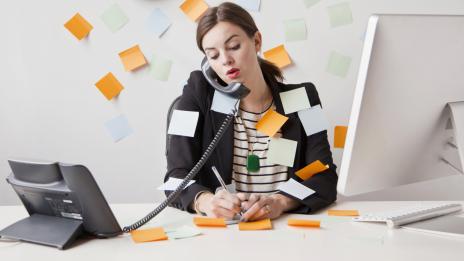 Работещите жени у нас печелят с 14,4 на сто по-малко от мъжете
