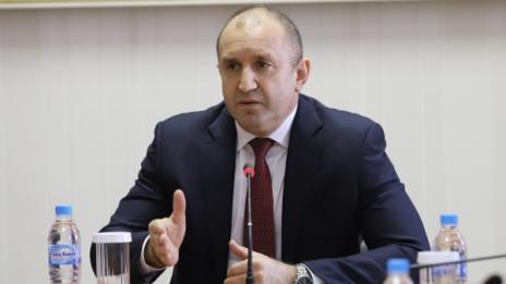 Президентът наложи вето на част от Закона за извънредното положение(Обновена)