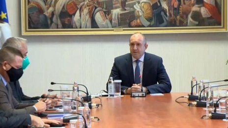 Радев обсъди вота с институциите, какво притеснява президента (ВИДЕО)