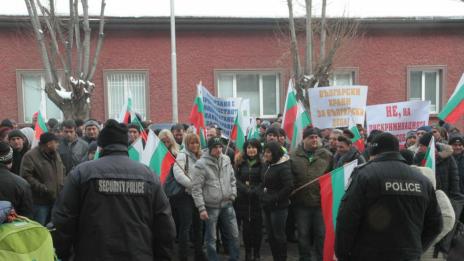 Подновен е протестът на фермерите от Източните Родопи
