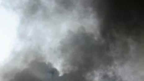 Намалена видимост по пътя Бургас - Варна заради пожар