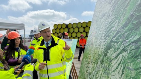 През май стартира строителството на вертикалния газов коридор