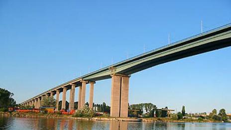 Варненка се хвърли в морето, трупът й изплува под Аспарухов мост