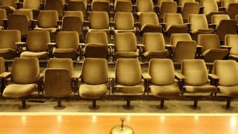 Изготвен е проект за ремонт на зала "Пленарна" в Община Варна