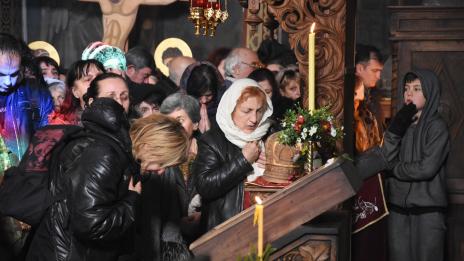 За какво се помолиха варненци на Никулден? (АНКЕТА)