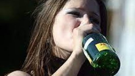 15-годишно момиче припадна след запой в Завет