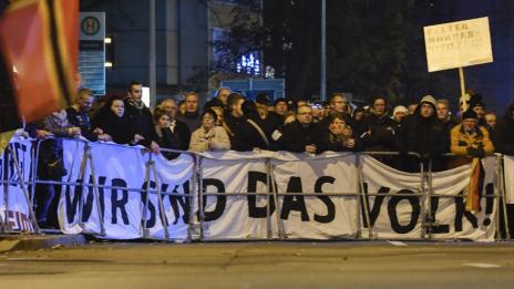 Протести посрещнаха Меркел