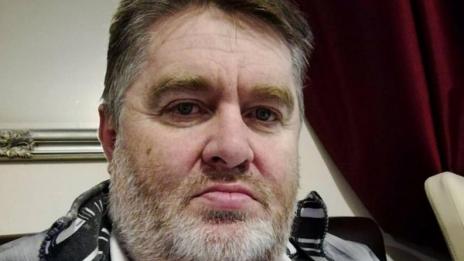 Мислех, че от балкона пада прането от простора, а то децата...  