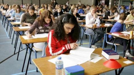 10 ученици изкарали пълни шестици и на двете матури