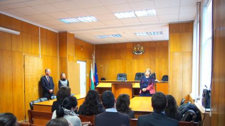 Студенти от 9 университета в страната стажуват в Окръжен съд-Варна