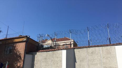 Осем души са обгазени при пожар във варненския затвор
