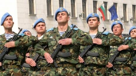 ГЕРБ срещу запаса, не искат и казарма