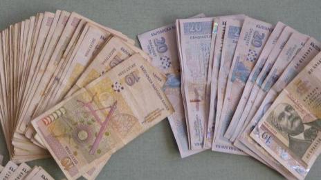 Баба даде 20 бона на телефонни измамници