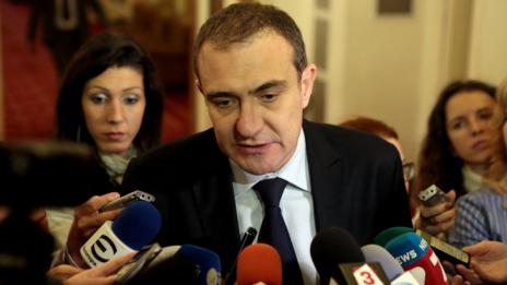 Раздор в БСП, Гуцанов обжалва решението на пленума за Клисарова